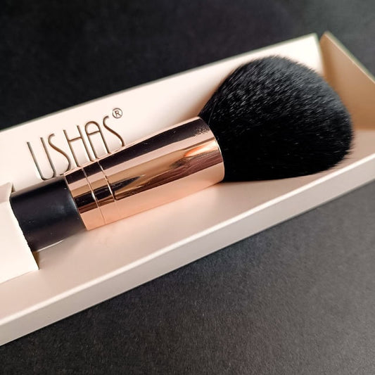 Pensula machiaj USHAS CT463 Highlight Contour Brush pentru iluminare si contur