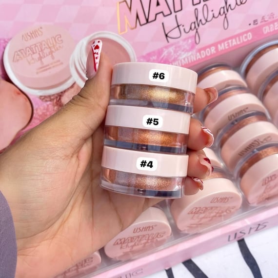 Iluminator metalic pudra Mattalic Highlighter Ushas machiaj stralucitor