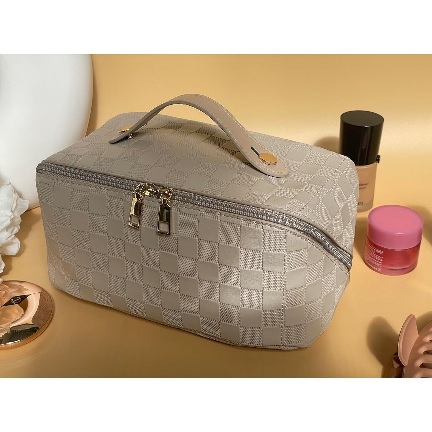 Geanta de Calatorie Belvia, Pentru Cosmetice, Portabila, Impermeabila, din Piele Ecologica, Compartimente Multiple, cu Fermoar, 22 x 13 x 12.5 cm, In Carouri, Alb