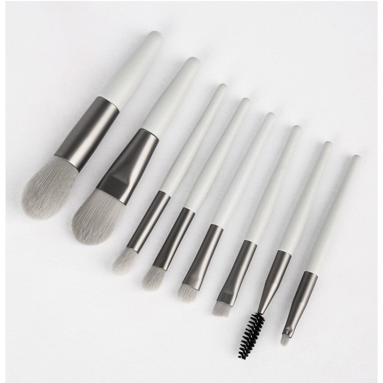 Mini set portabil 8 pensule de machiaj cu husa verde menta, Belvia